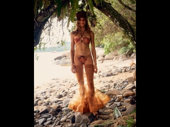  alt="Angelina Kendall"
