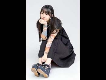  alt="Hina Yomiya"