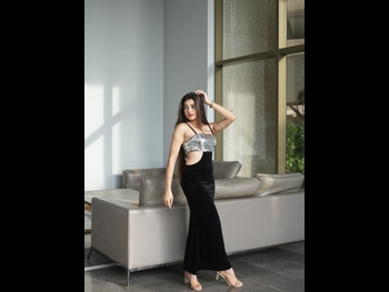  alt="Diksha Pawar"