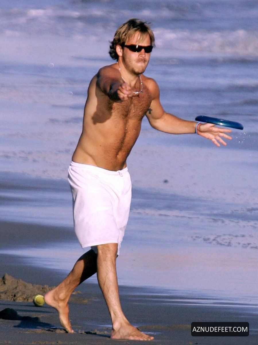 STEPHEN DORFF Feet - AZNudeFeet Men