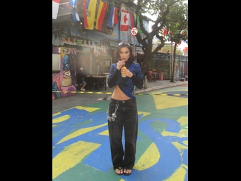 alt="Caroline Fiama"