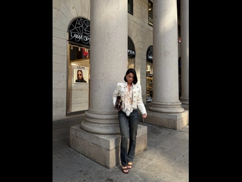  alt="Caroline Fiama"