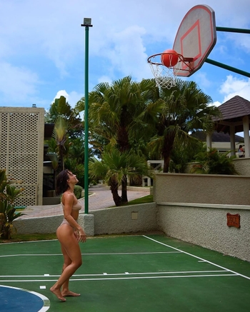 Nanette Orellana