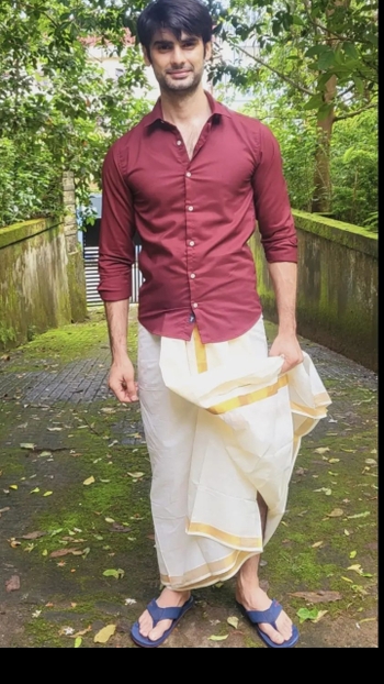 Varun Kapoor