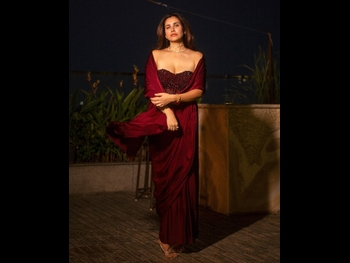  alt="Sonnalli Seygall"