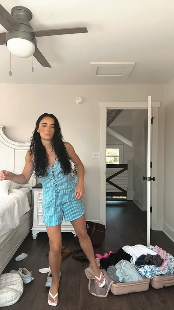 Elena Arenas