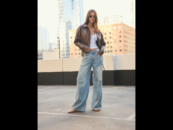  alt="Emily Feld"