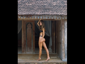  alt="Emily Feld"