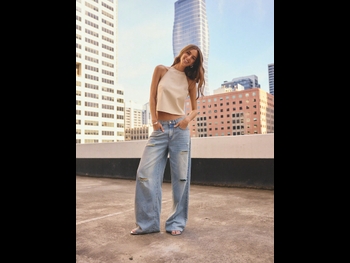  alt="Emily Feld"
