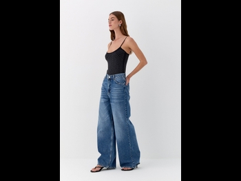  alt="Emily Feld"