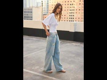  alt="Emily Feld"
