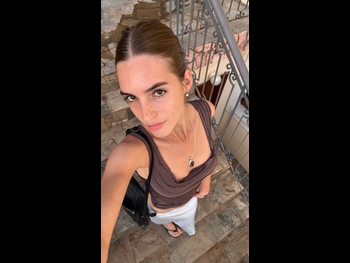  alt="Emily Feld"