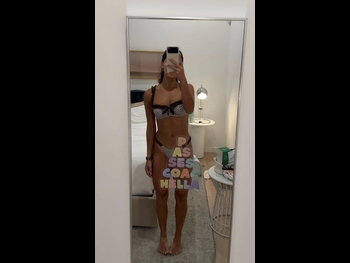  alt="Isabela Lopez"