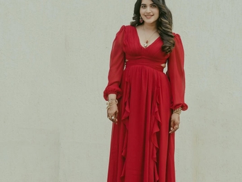 Sravanthi Chokkarapu