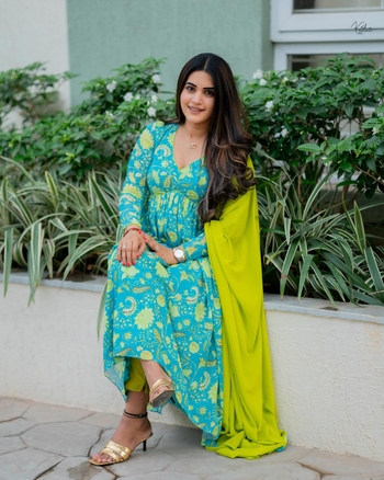 Sravanthi Chokkarapu