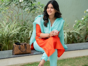 Sravanthi Chokkarapu