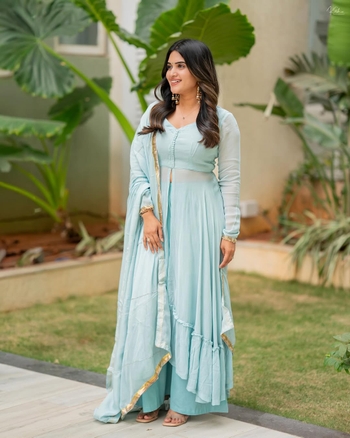 Sravanthi Chokkarapu