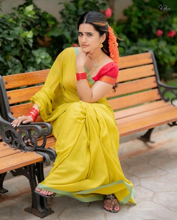 Sravanthi Chokkarapu