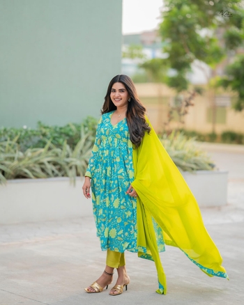 Sravanthi Chokkarapu