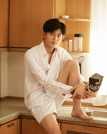 Naravit Lertratkosum