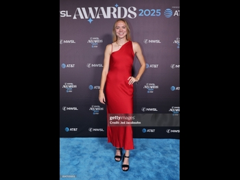  alt="Esme Morgan"