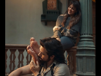  alt="Genelia Deshmukh"