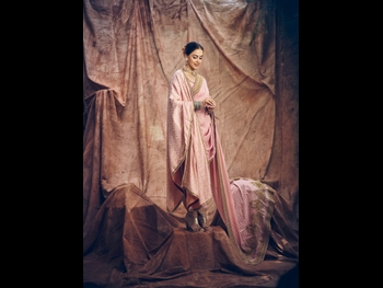  alt="Genelia Deshmukh"
