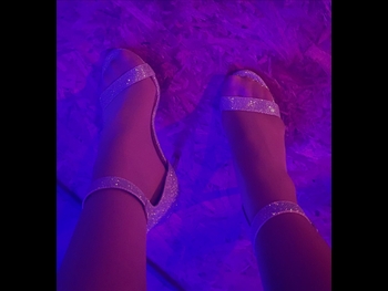  alt="Nicole Laurenne"