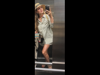  alt="Elena Dudina"