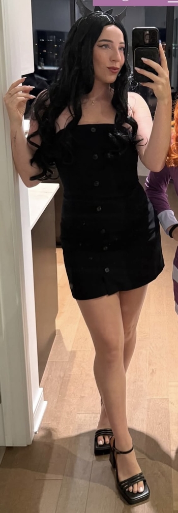 Molly Carlson