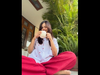  alt="Simran Sharma"