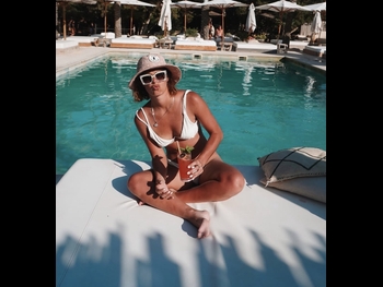  alt="Sara Sklate"