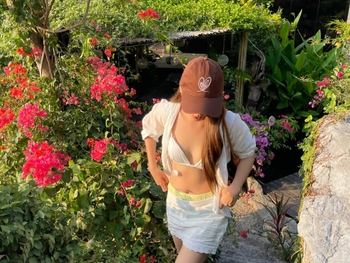 Natruja Chutiwansopon