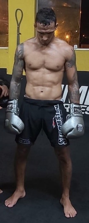 Charles Oliveira