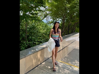  alt="Lee Si-young"