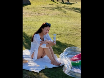  alt="Lee Si-young"