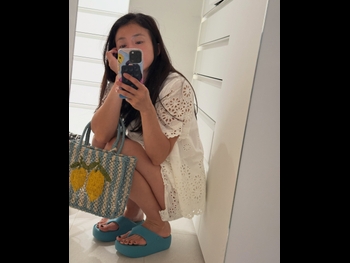  alt="Lee Si-young"