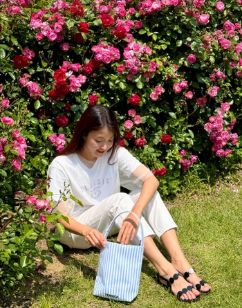 Lee Si-young