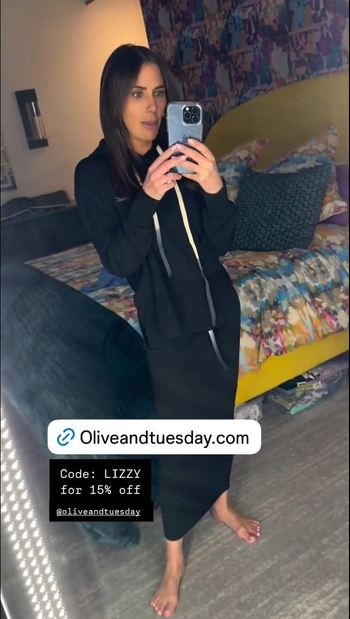 Lizzy Savetsky