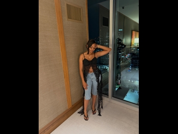  alt="Lexi Vee"