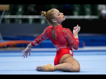  alt="Flavia Saraiva"