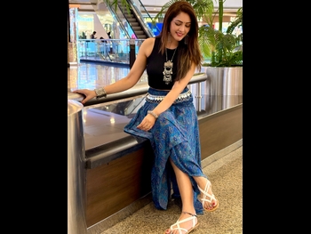  alt="Anju Jadhav"