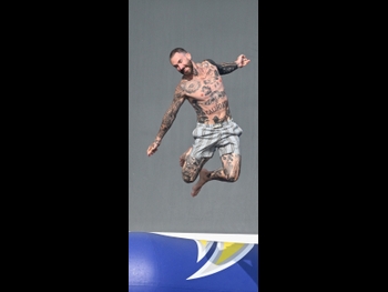  alt="Adam Levine"
