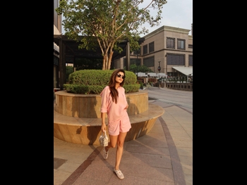  alt="Ishita Chopra"