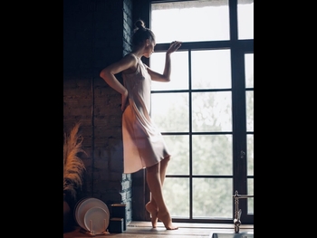  alt="Elena Radevich"