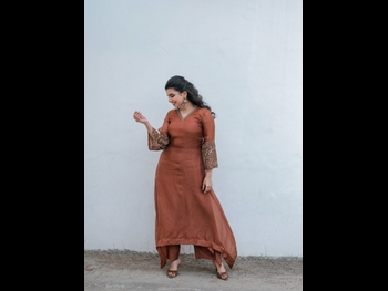  alt="Parvathy Babu"