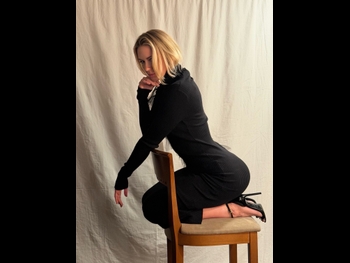  alt="Angelika Timanina"