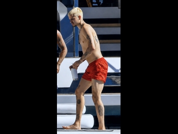  alt="Romeo Beckham"