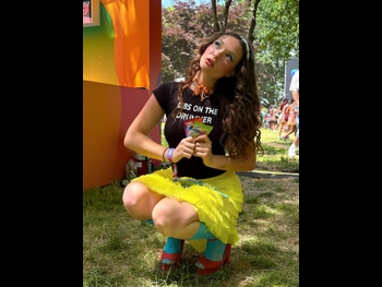  alt="Zoe Colletti"