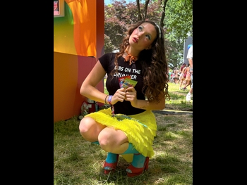  alt="Zoe Colletti"